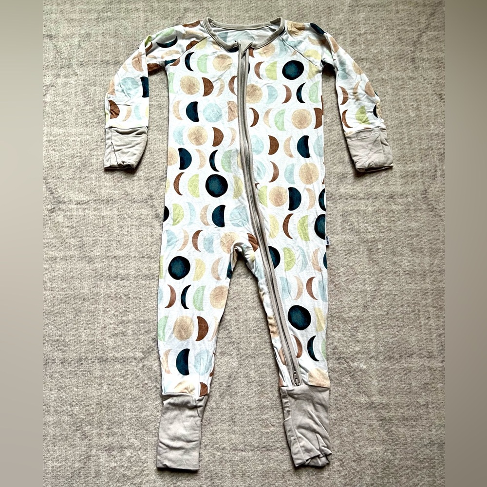 Little Sleepies Luna Neutral Bamboo Zippy Pajamas (6-12 months)